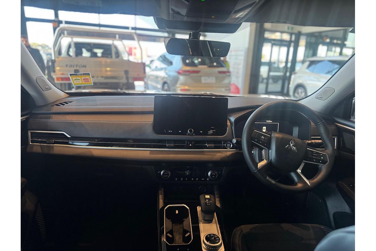 2025 Mitsubishi Outlander Aspire ZM