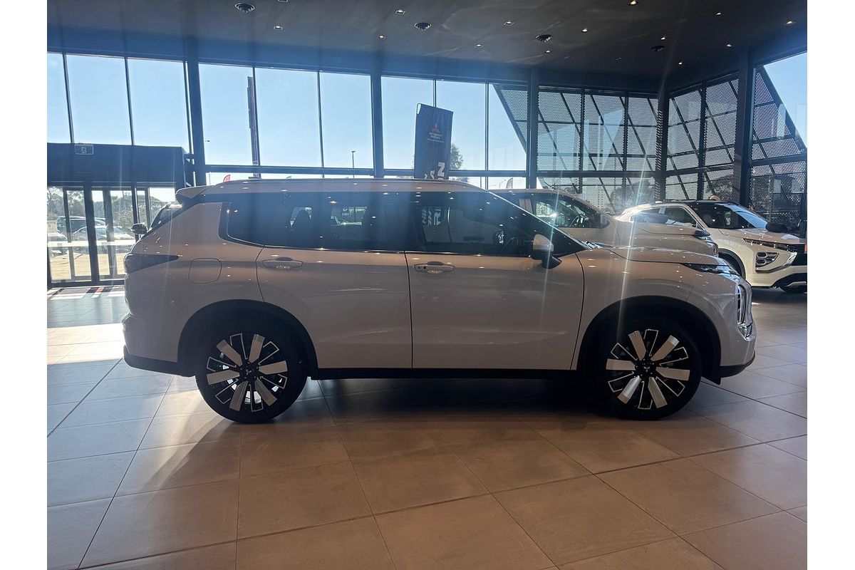 2025 Mitsubishi Outlander Aspire ZM