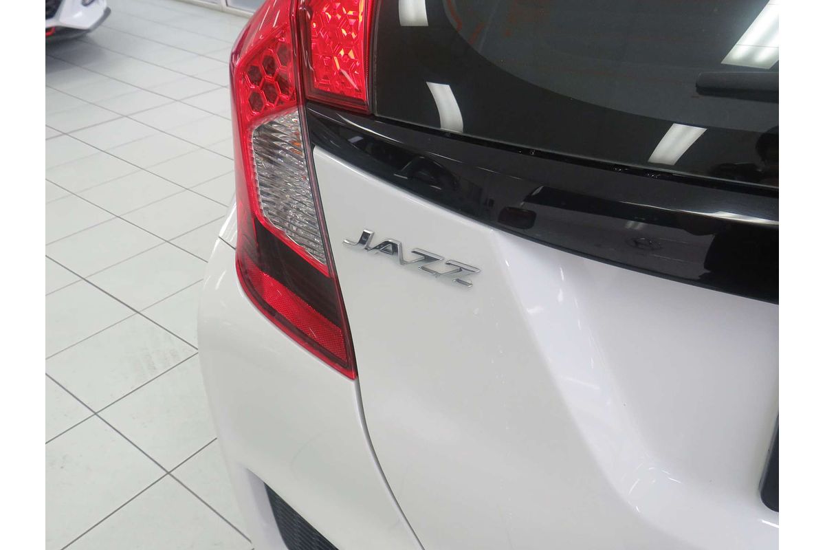 2015 Honda Jazz VTi GF