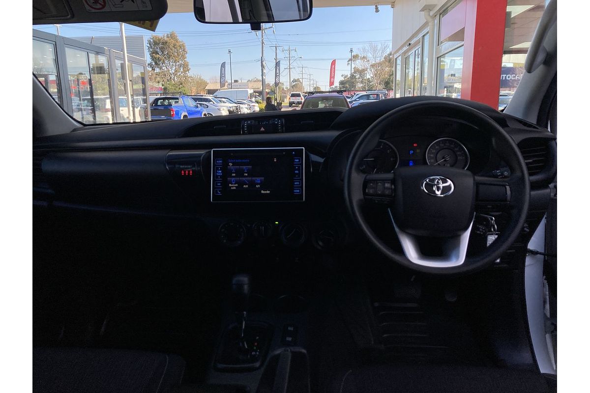 2017 Toyota Hilux SR GUN126R 4X4
