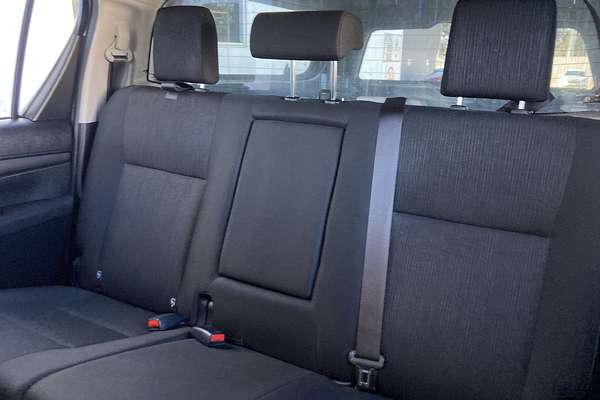 2017 Toyota Hilux SR GUN126R 4X4