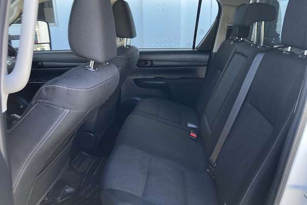 2017 Toyota Hilux SR GUN126R 4X4