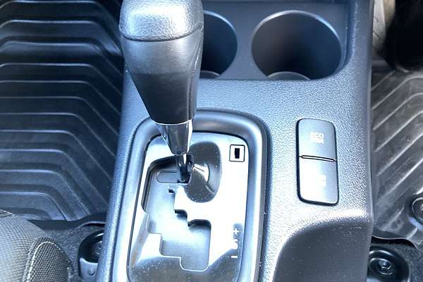 2017 Toyota Hilux SR GUN126R 4X4