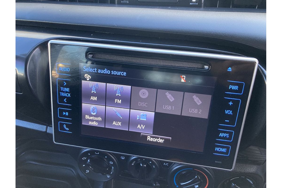 2017 Toyota Hilux SR GUN126R 4X4