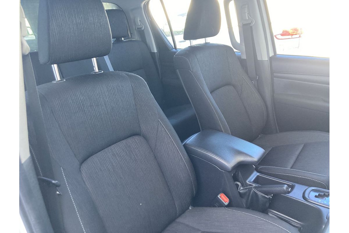 2017 Toyota Hilux SR GUN126R 4X4