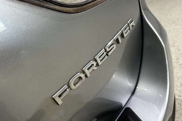 2018 Subaru Forester 2.5i-S S5