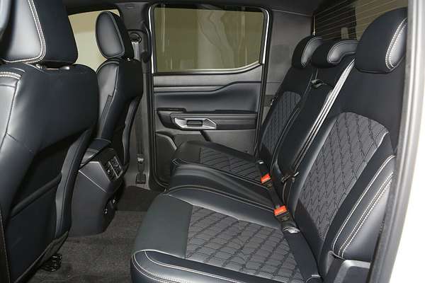 2025 Ford Ranger Platinum 4X4 3.0L