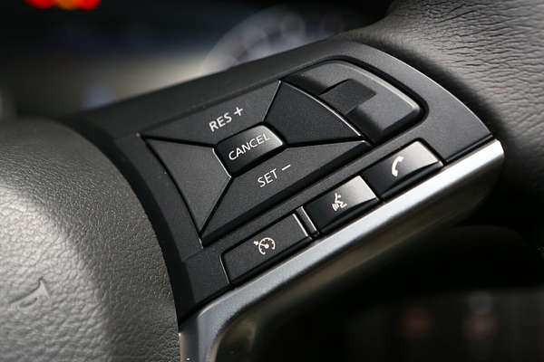 2025 Nissan Navara PRO-4X D23 4X4