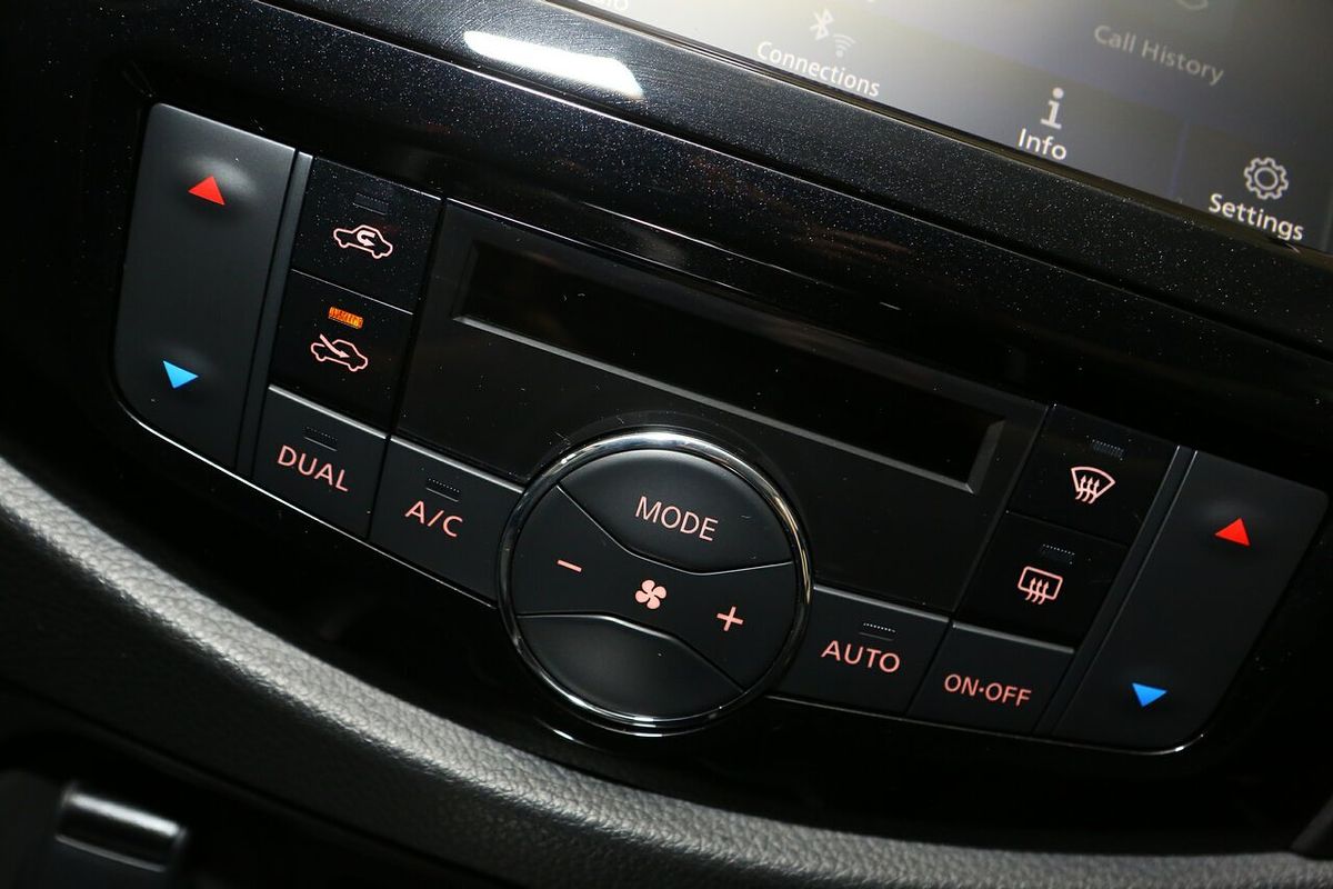 2025 Nissan Navara PRO-4X D23 4X4