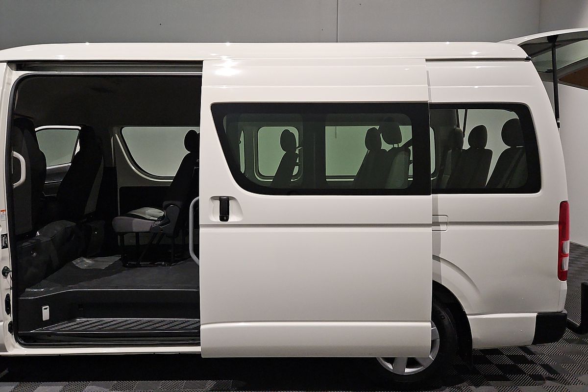 2018 Toyota Hiace Commuter KDH223R