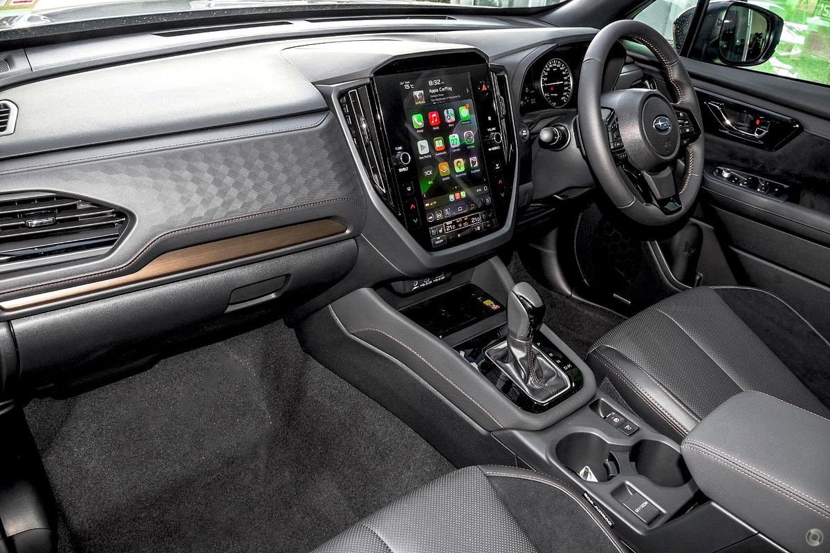 2025 Subaru Forester Touring S6