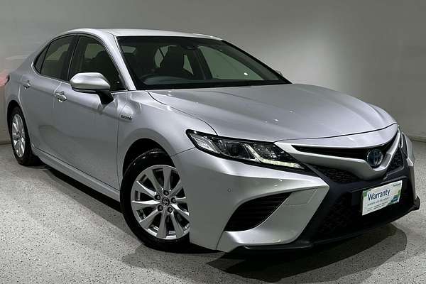 2020 Toyota Camry Ascent Sport AXVH70R