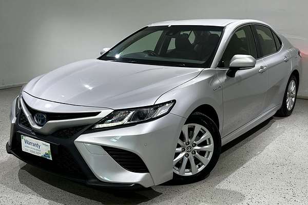 2020 Toyota Camry Ascent Sport AXVH70R