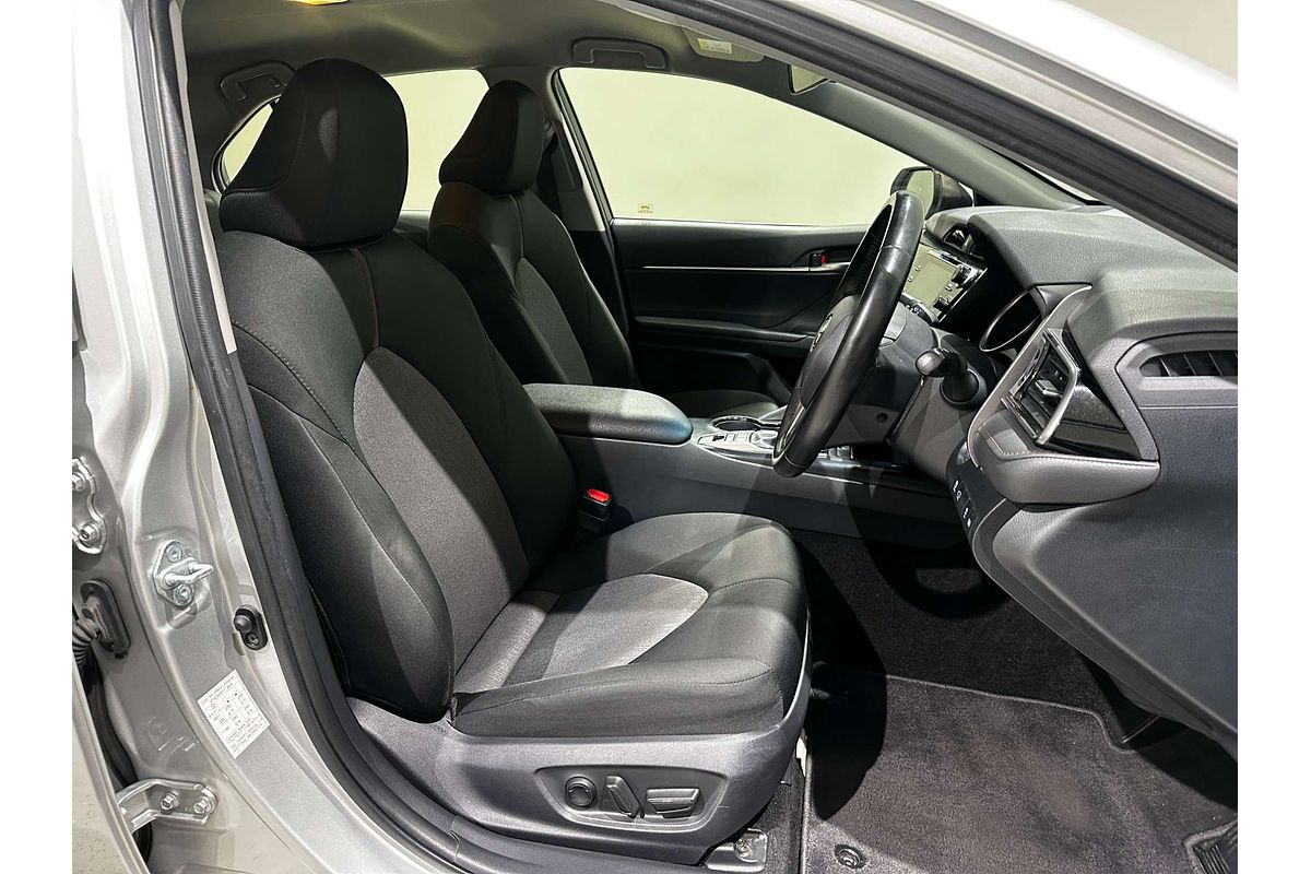 2020 Toyota Camry Ascent Sport AXVH70R