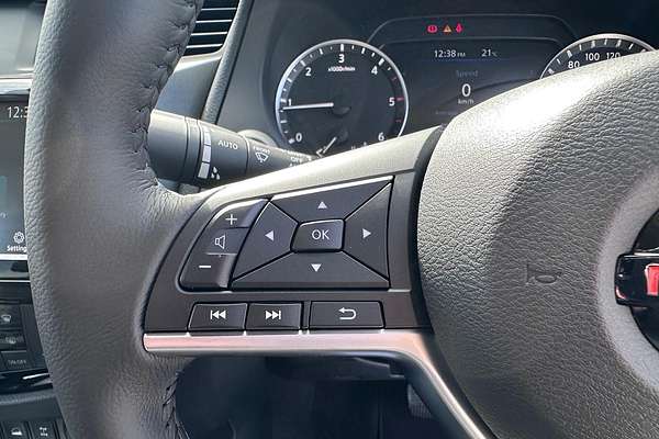 2025 Nissan Navara PRO-4X D23 4X4