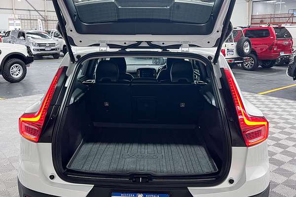 2020 Volvo XC40 T4 Inscription