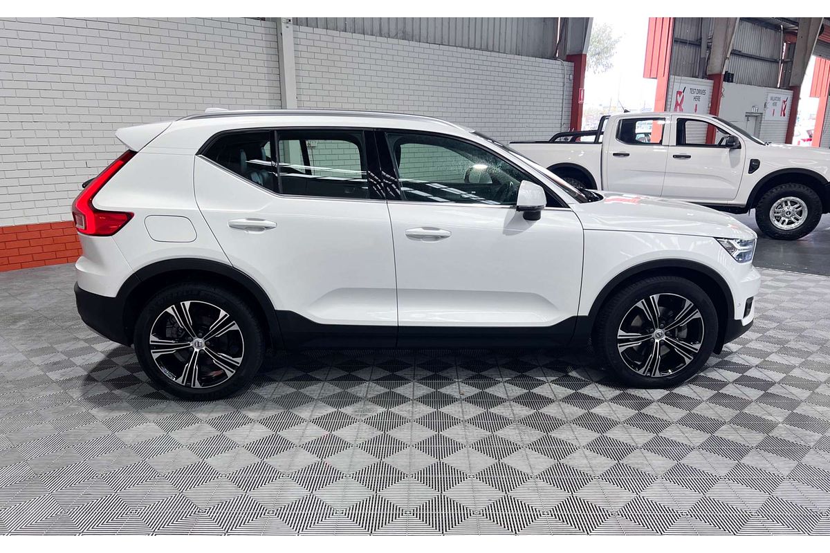 2020 Volvo XC40 T4 Inscription