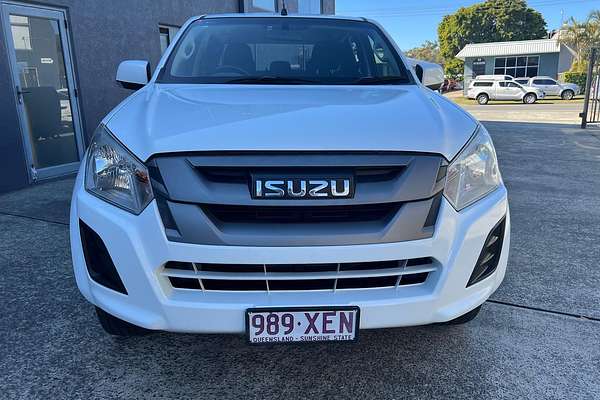 2017 Isuzu D-MAX SX High Ride Rear Wheel Drive