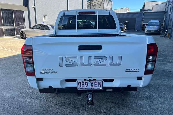 2017 Isuzu D-MAX SX High Ride Rear Wheel Drive