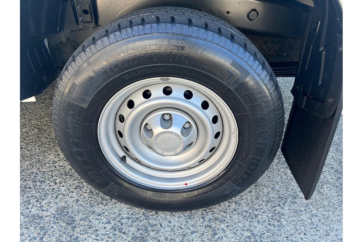 2017 Isuzu D-MAX SX High Ride Rear Wheel Drive