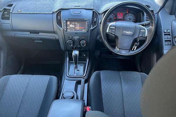 2017 Isuzu D-MAX SX High Ride Rear Wheel Drive