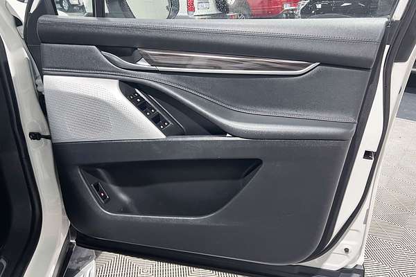 2020 LDV D90 Executive SV9A