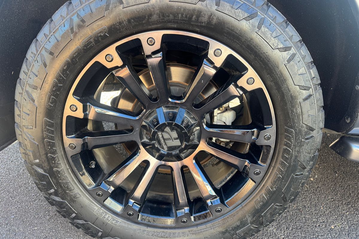 2022 Nissan Patrol Ti-L Y62