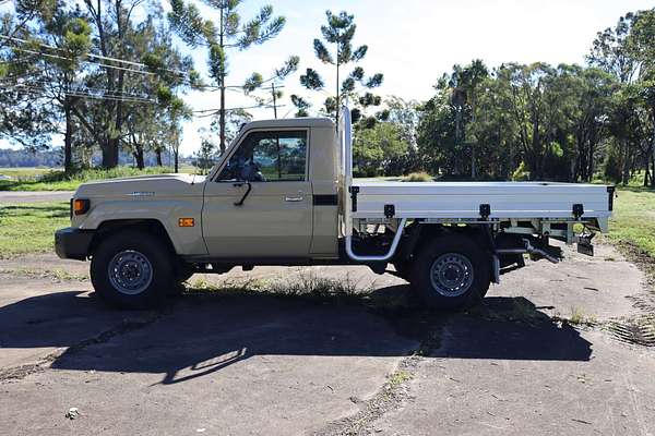 2024 Toyota Landcruiser Workmate VDJL79R 4X4
