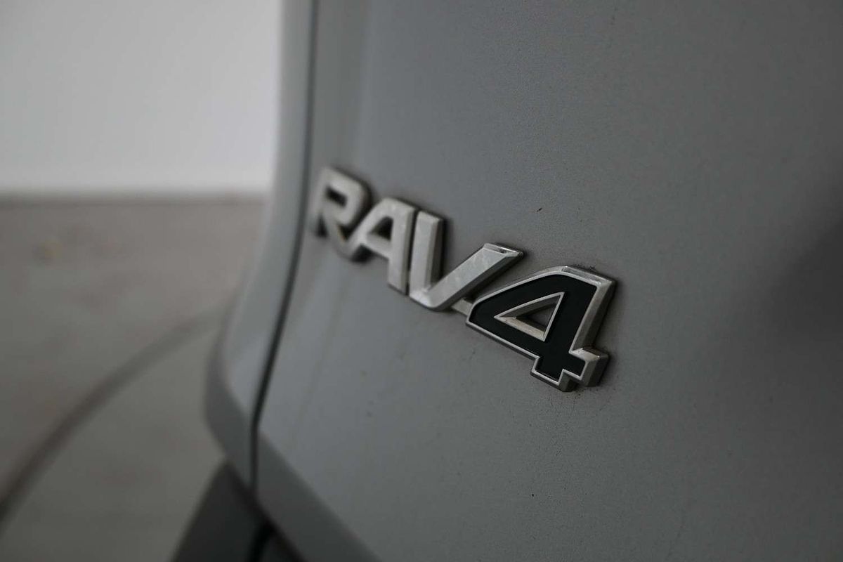 2021 Toyota RAV4 Cruiser AXAH52R