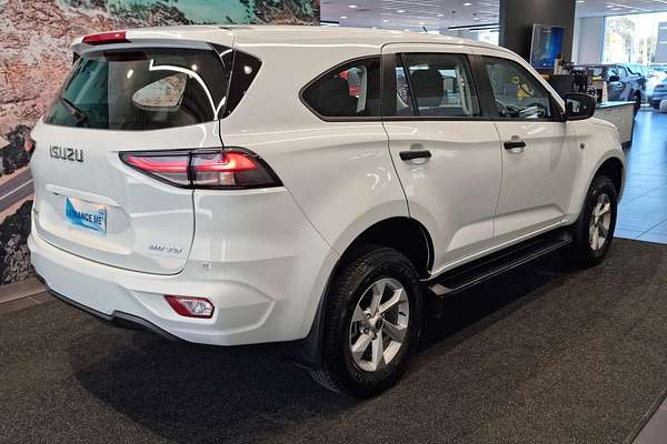 2024 Isuzu MU-X LS-M
