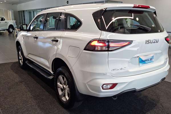 2024 Isuzu MU-X LS-M