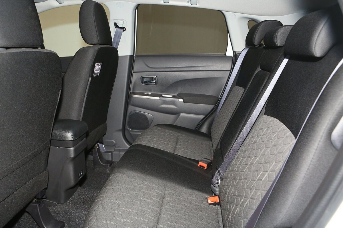 2024 Mitsubishi ASX LS XD
