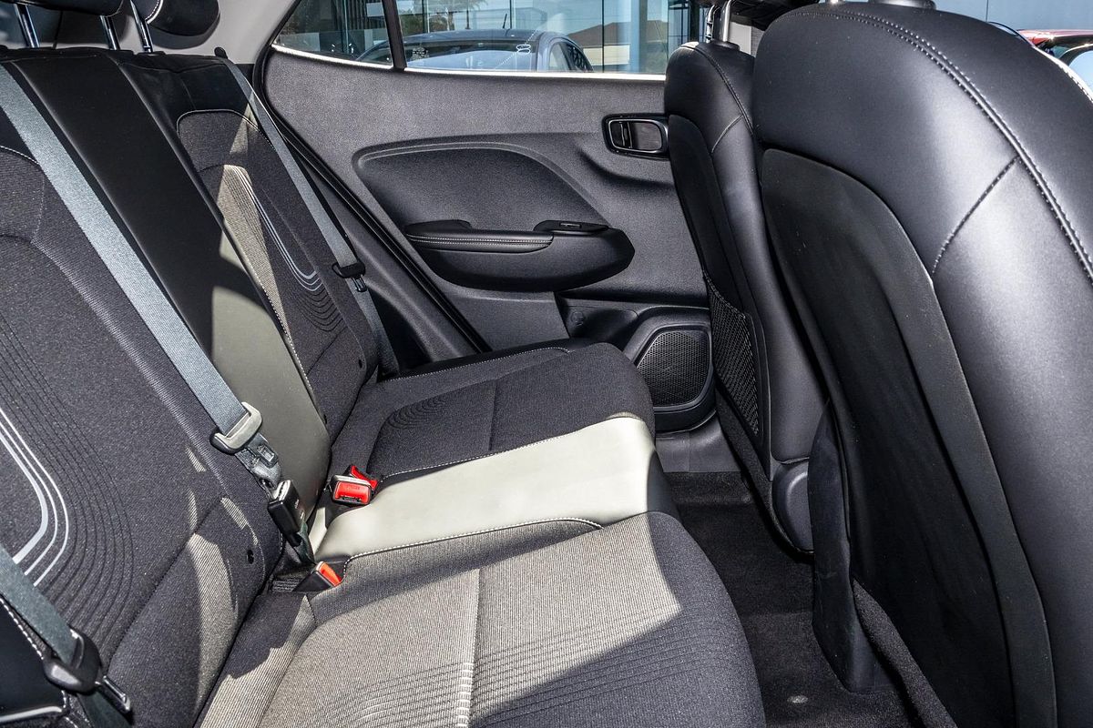 2023 Hyundai Venue Active QX.V5