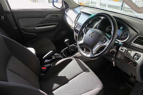 2017 Mitsubishi Triton GLS MQ 4X4