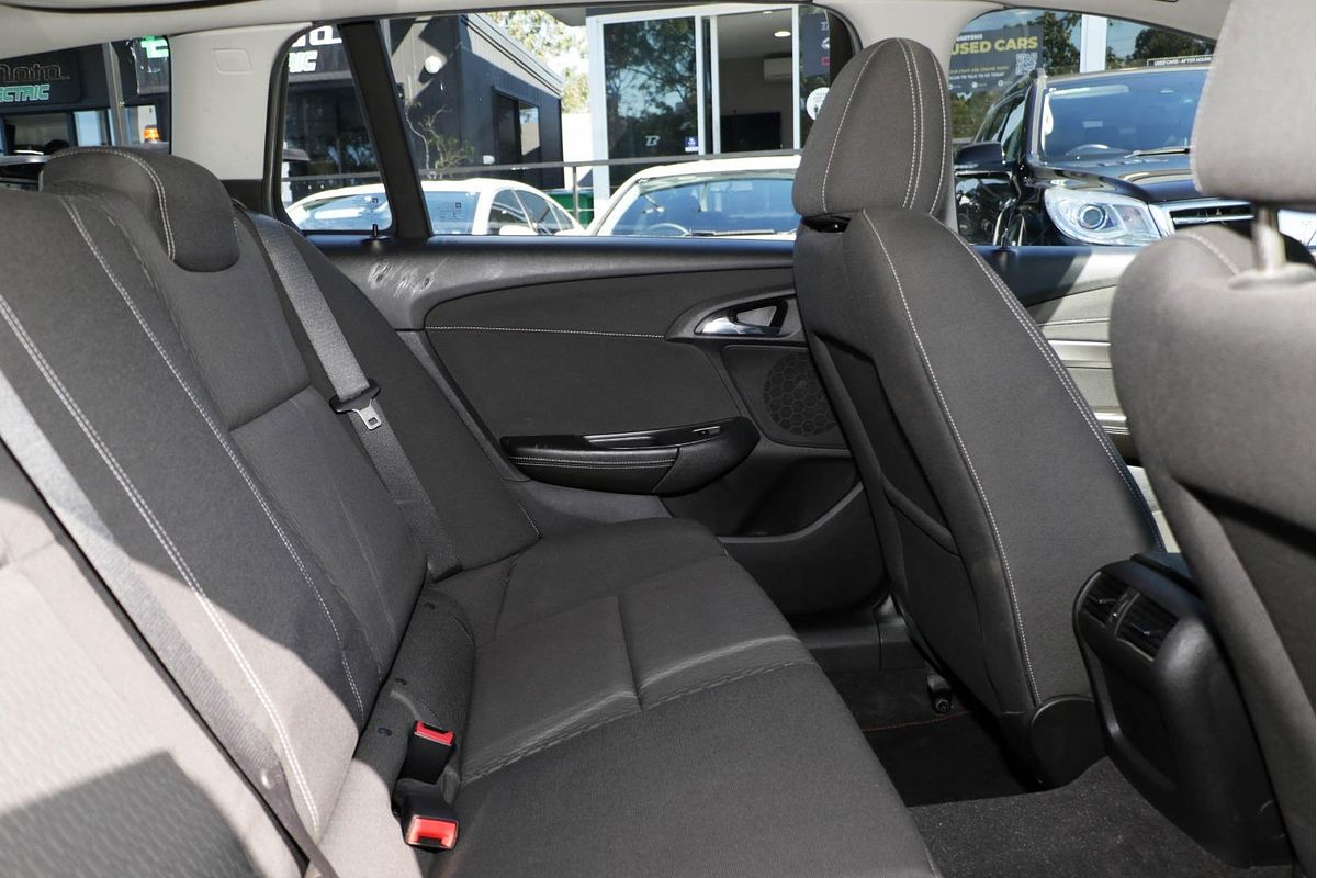 2015 Holden Commodore Evoke VF