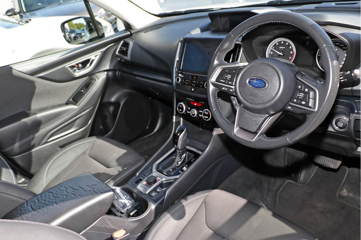 2022 Subaru Forester 2.5i S5