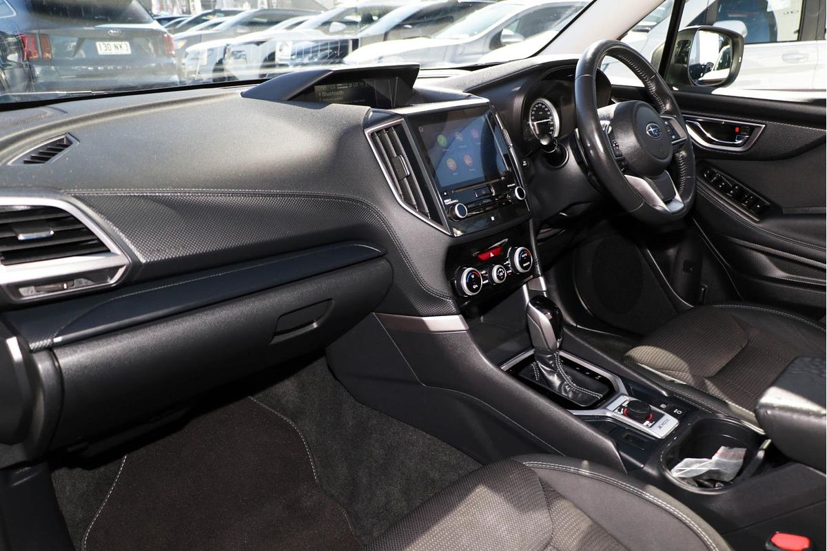 2022 Subaru Forester 2.5i S5