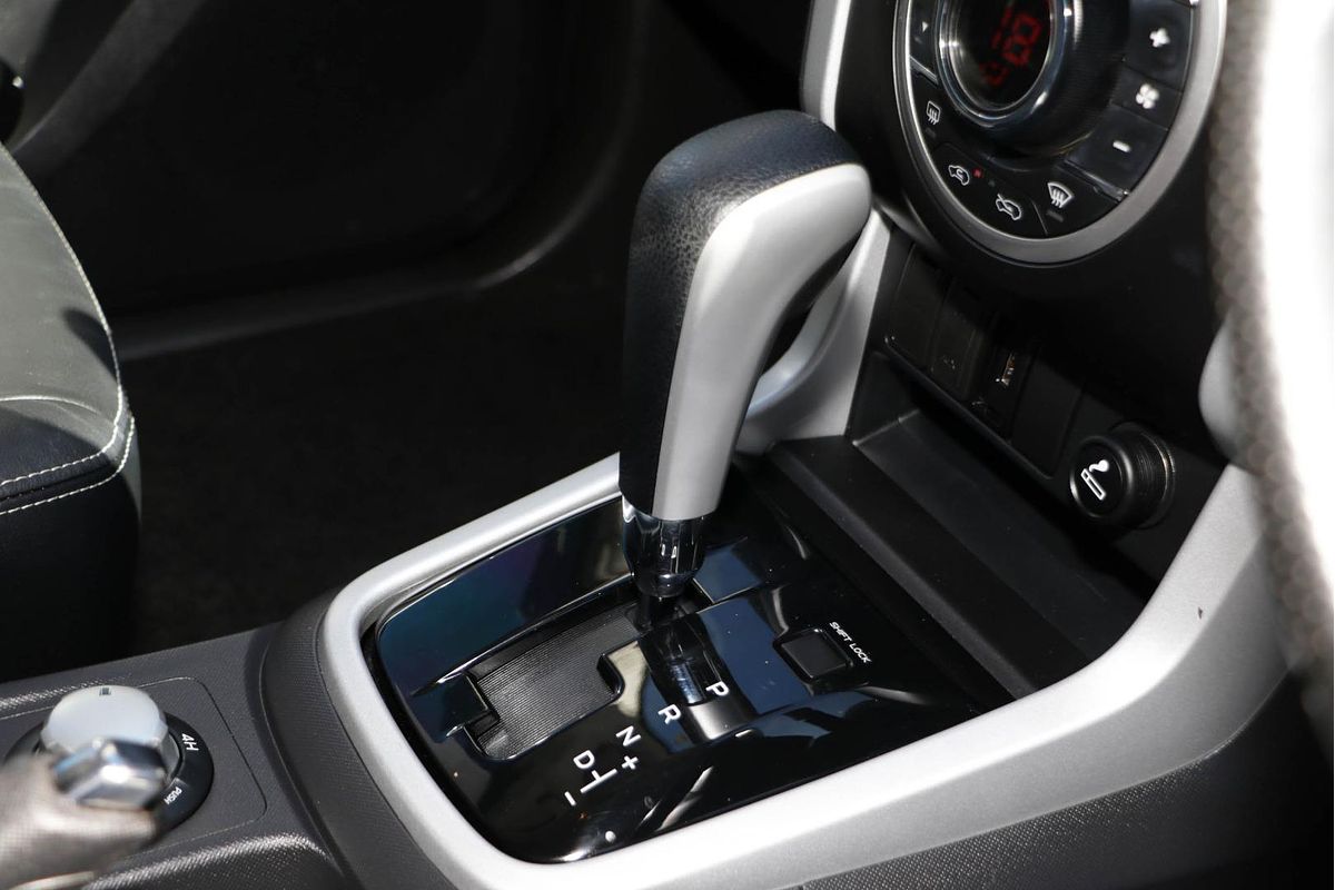 2017 Isuzu MU-X LS-T