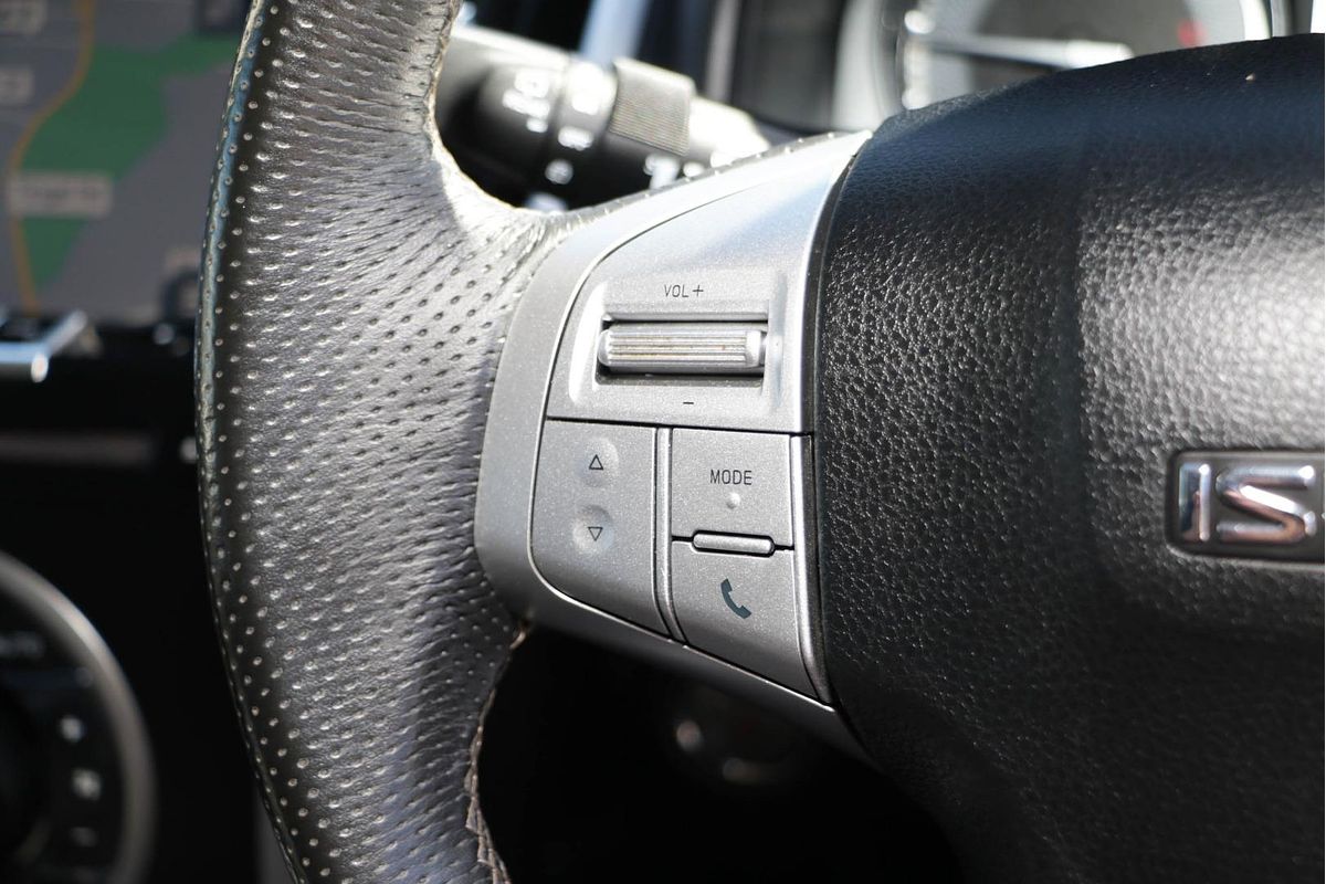 2017 Isuzu MU-X LS-T