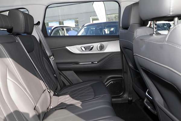 2024 Chery Tiggo 8 Pro Max Urban T31