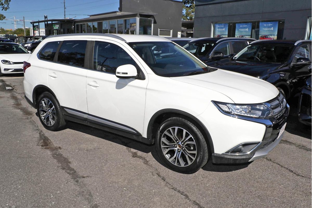2016 Mitsubishi Outlander XLS ZK