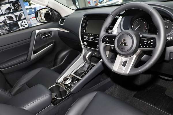 2024 Mitsubishi Pajero Sport GLS QG