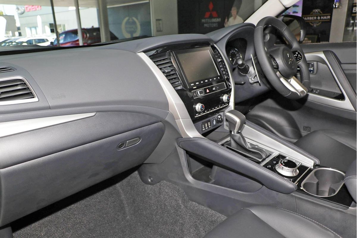 2024 Mitsubishi Pajero Sport GLS QG