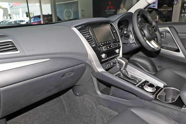 2024 Mitsubishi Pajero Sport GLS QG