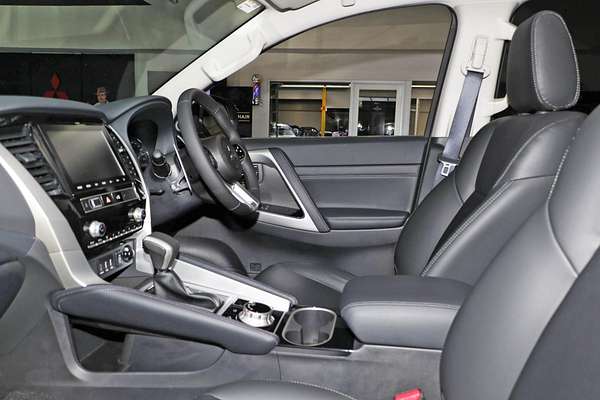 2024 Mitsubishi Pajero Sport GLS QG