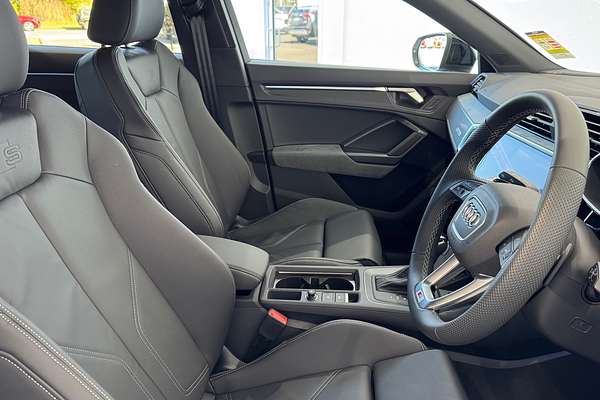 2025 Audi Q3 40 TFSI S line F3
