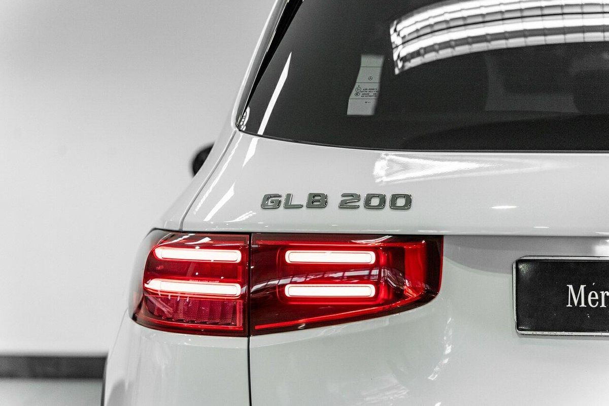 2024 Mercedes-Benz GLB-Class GLB200 X247