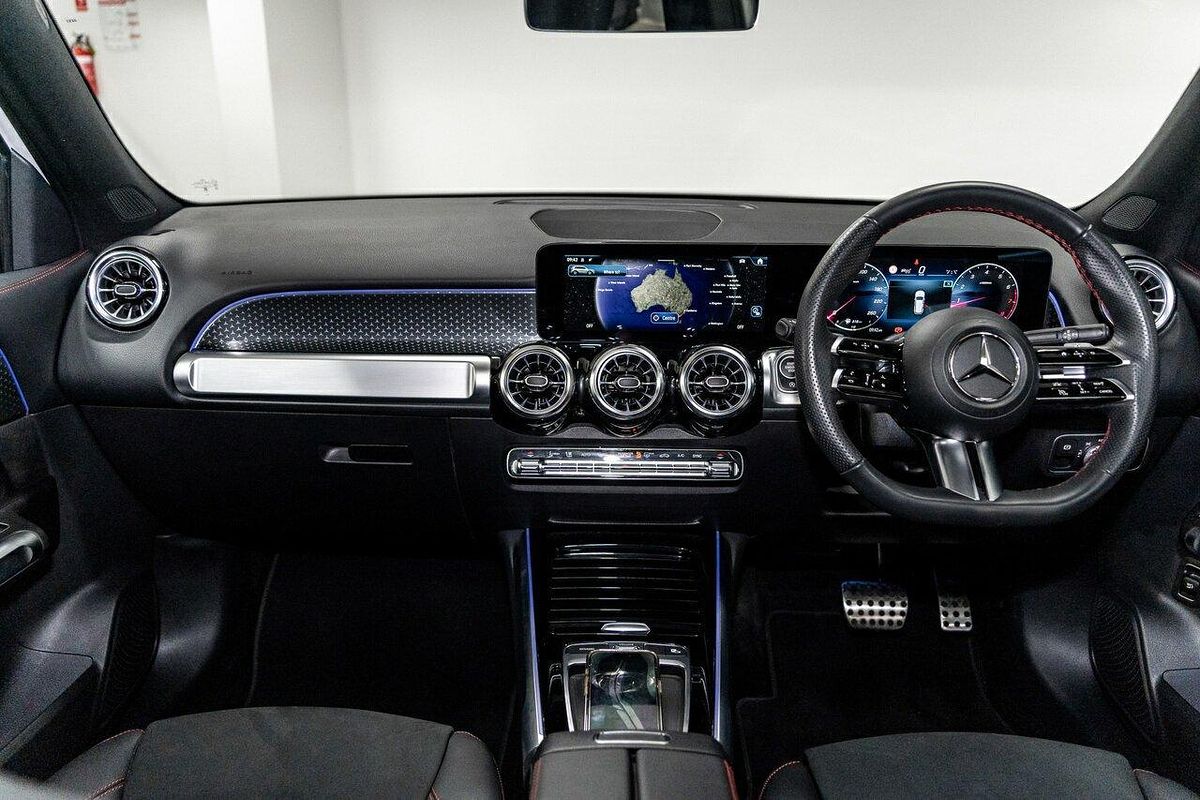 2024 Mercedes-Benz GLB-Class GLB200 X247