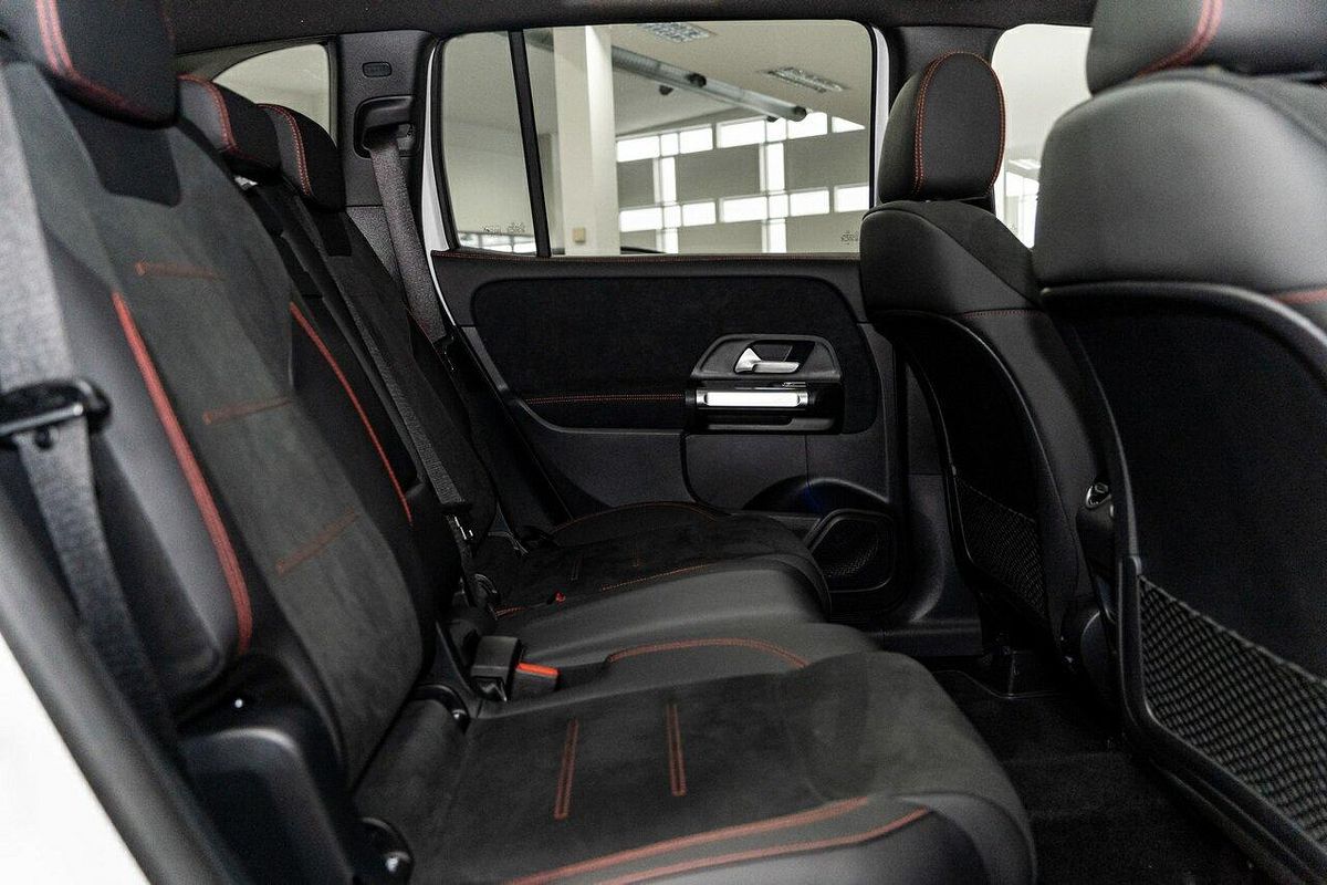 2024 Mercedes-Benz GLB-Class GLB200 X247