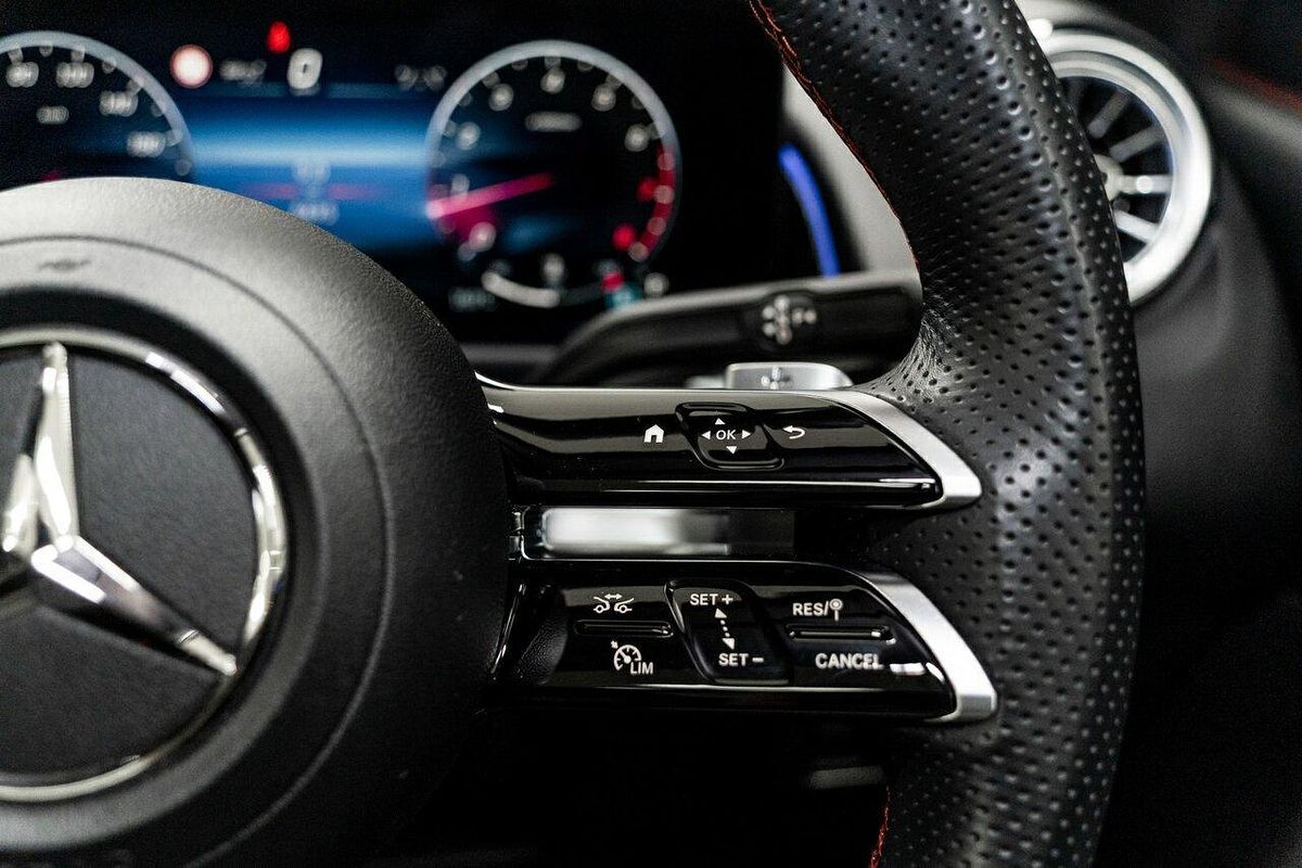 2024 Mercedes-Benz GLB-Class GLB200 X247